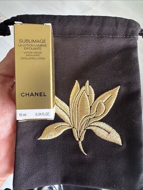 Chanel Sublimage La Lotion Lumière Exfoliante - 10 ml Gold & Black l travel bag